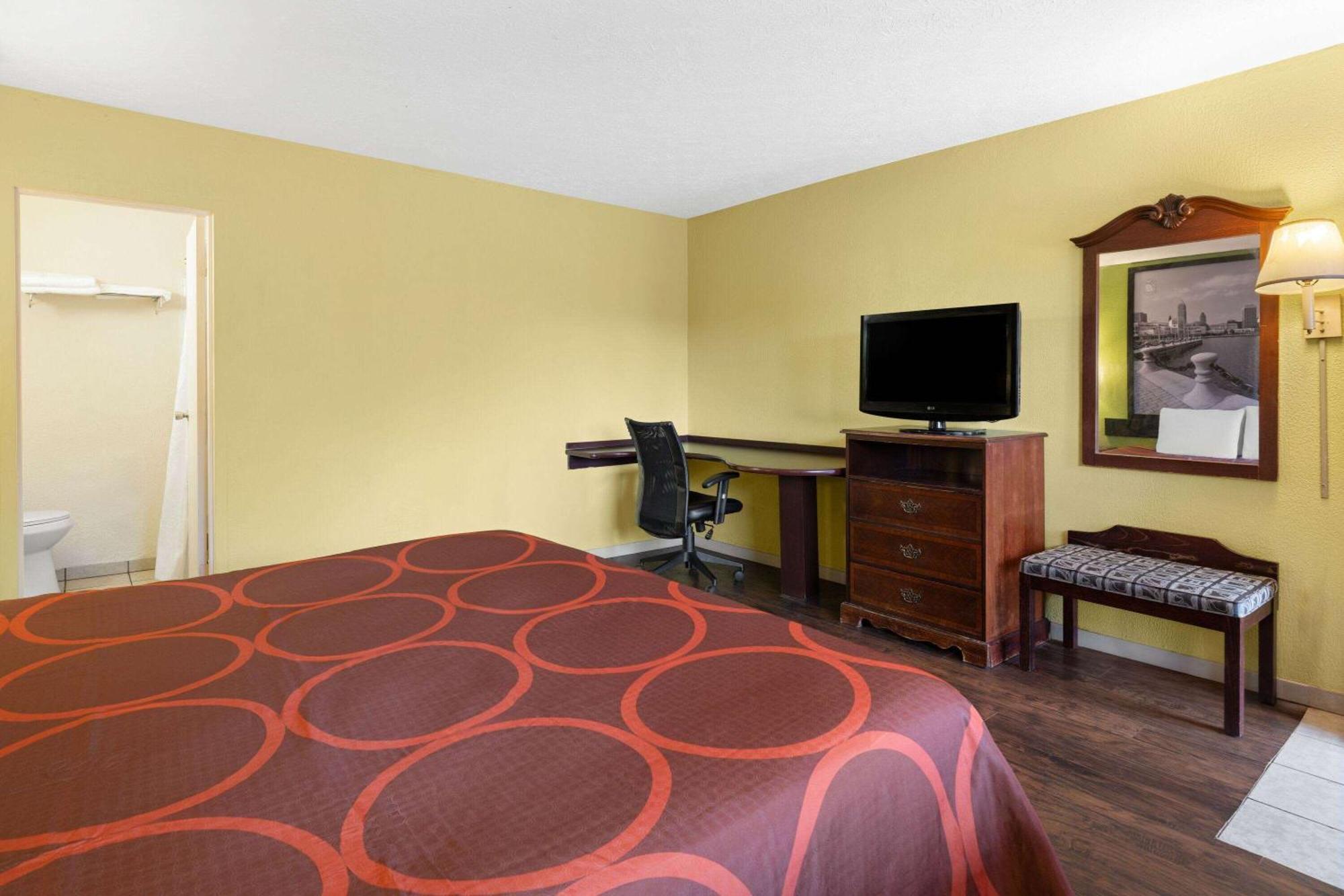 Super 8 By Wyndham Youngstown Girard Экстерьер фото