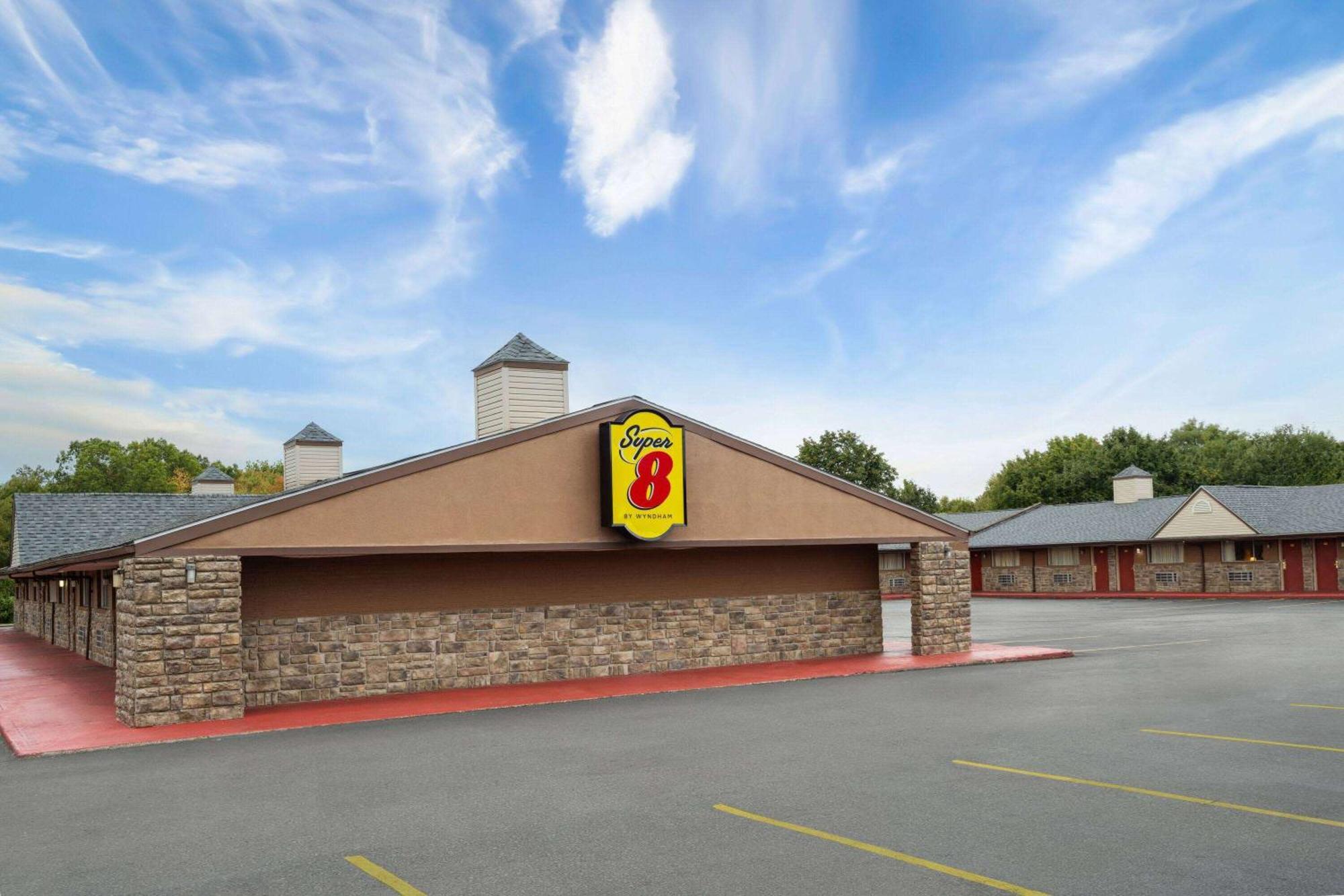 Super 8 By Wyndham Youngstown Girard Экстерьер фото